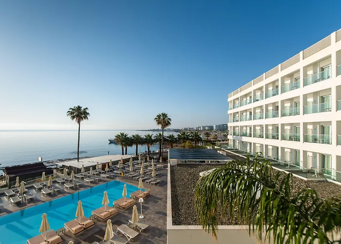 Evalena Beach Hotel
